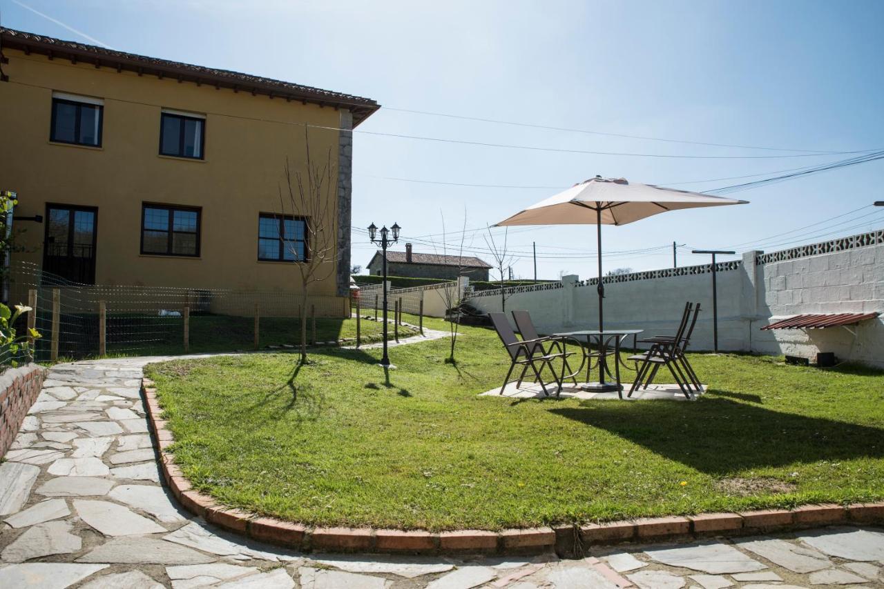 Apartamentos Alegria サンティリャーナ・デル・マル エクステリア 写真