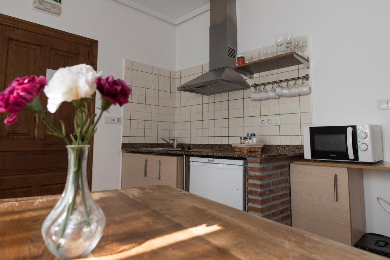 Apartamentos Alegria サンティリャーナ・デル・マル エクステリア 写真